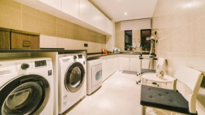 Atour Hotel Wuhan Changqing Road Branch